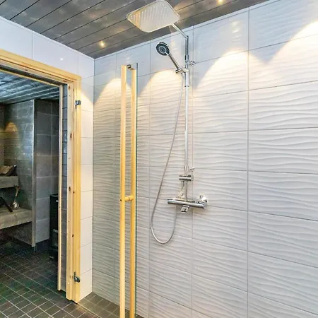 Holiday home Lumpeenranta By Interhome